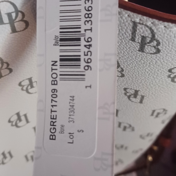 Dooney & Bourke Gretta Brenna Large Top Handle Red Valentine's Inside Bag NWT - Picture 8 of 11